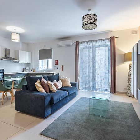 St Julians - Balluta 2 Bedroom Apartment Saint Julian's ภายนอก รูปภาพ